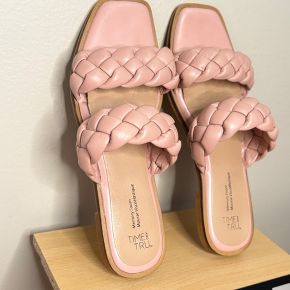 TIME & TRU Nude Pink Chunky Braided Strap Slip-On Sandals – Size 7 GUC *Flaw - Picture 2 of 14